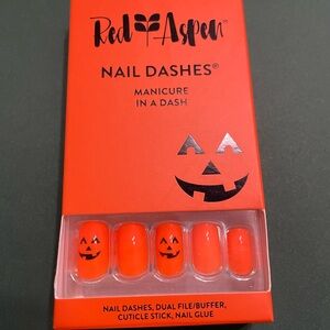 Red Aspen Halloween Nail Dash